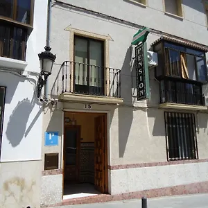 https://hostal-los-claveles-baena.es-andalucia.com